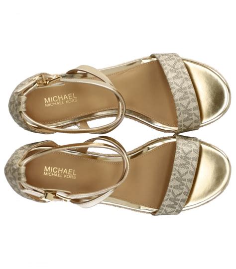 gouden high heals michael kors sleehak|Michael Kors high heel pumps.